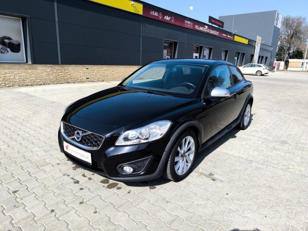 Volvo C30 1.6 D [D2] R-Design Pro Friss szerv�z...